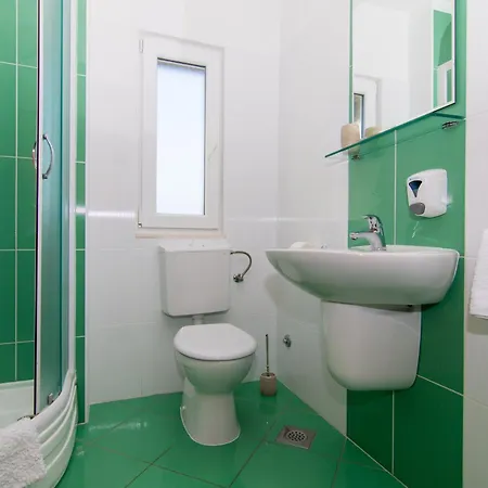 Rici Ii Apartman Bol