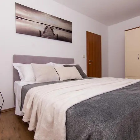 Apartman Rici Ii