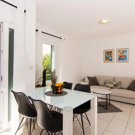 Apartman Rici Ii Bol